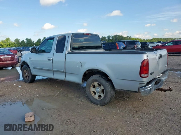 2000 Ford F-150 XL с VIN 1FTRX17L6YKB45245, выставлен на аукционе Copart как лот 62365195 с пробегом 306 210 миль миль и Списание • Salvage title. История ставок и продаж доступна на DreamBid. Изображение 2.