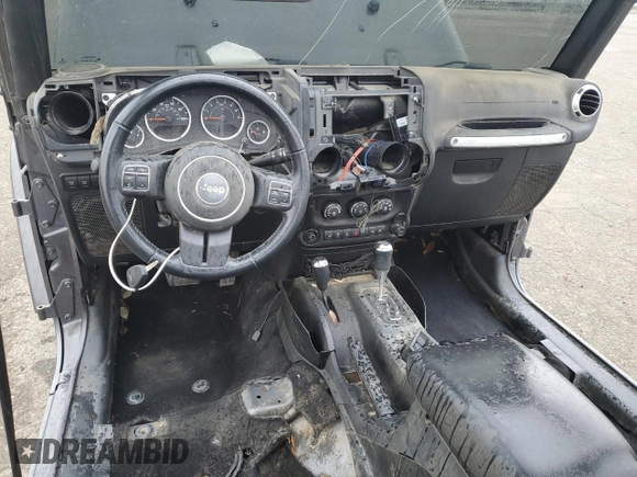 2018 Jeep Wrangler Unlimited Rubicon Recon с VIN 1C4HJWFG8JL847890, выставлен на аукционе Copart как лот 84459074 с пробегом 50 855 миль миль и Списание • Salvage title. История ставок и продаж доступна на DreamBid. Изображение 8.