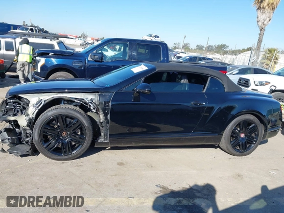 2016 Bentley Continental GT V8 with VIN SCBGT3ZA4GC054383, listed as a IAAI auction lot 41760961 with 21,618 mi miles and . Bid and sale history available at DreamBid. Image 15.