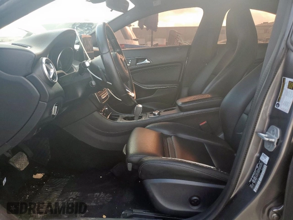 2018 Mercedes-Benz CLA 250 with VIN WDDSJ4EB4JN611912, listed as a Copart auction lot 61952745 with Not provided miles and Clean title. Bid and sale history available at DreamBid. Image 7.