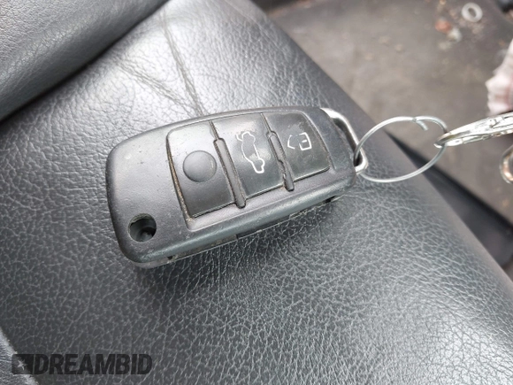 2007 Audi A4 2.0T z VIN WAUDF48H27K030372, wystawiony jako IAAI lot #42429605 z przebiegiem 143 351 mil mil oraz . Historia ofert i sprzedaży dostępna na DreamBid. Obrazek 11.