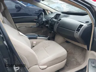 2005 Toyota Prius with VIN JTDKB20U153120011, listed as a IAAI auction lot 41855417 with 231,838 mi miles. Bid and sale history available at carsss.com. Image 5.