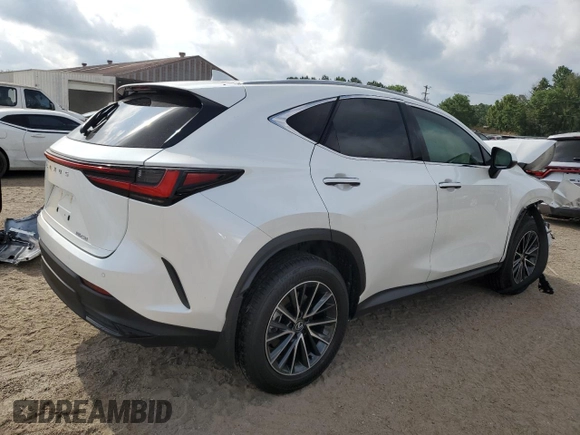 2024 Lexus NX 250 Premium z VIN JTJGDCAZ0R2014142, wystawiony jako Copart lot #57354345 z przebiegiem 1 022 mil mil oraz Szkoda całkowita • Salvage title. Historia ofert i sprzedaży dostępna na DreamBid. Obrazek 3.