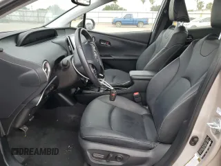 2020 Toyota Prius LE z VIN JTDKARFP9L3138248, wystawiony jako Copart lot #54676615 z przebiegiem 43 323 mil mil oraz Szkoda całkowita • Salvage title. Historia ofert i sprzedaży dostępna na DreamBid. Obrazek 7.