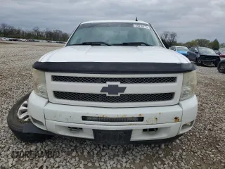 2010 Chevrolet Silverado 1500 LT with VIN 1GCSKSE35AZ190683, listed as a Copart auction lot 54016075 with 166,686 mi miles and Salvage Title. Bid and sale history available at DreamBid. Image 5.