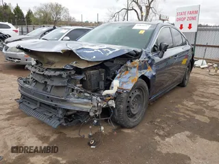 2015 Subaru Legacy 2.5i z VIN 4S3BNBA61F3006289, wystawiony jako IAAI lot #41834717 z przebiegiem 157 187 mil mil oraz . Historia ofert i sprzedaży dostępna na DreamBid. Obrazek 2.