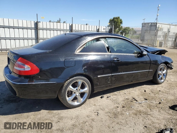 2004 Mercedes-Benz CLK 320 with VIN WDBTJ65J94F118662, listed as a Copart auction lot 67160004 with 186,549 mi miles and Non Repairable. Bid and sale history available at DreamBid. Image 3.