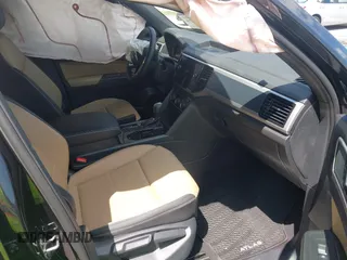 2023 Volkswagen Atlas SE with VIN 1V2WC2CA4PC217463, listed as a IAAI auction lot 41996379 with 13,578 mi miles and . Bid and sale history available at DreamBid. Image 5.