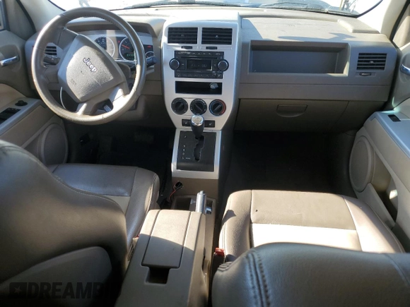 2008 Jeep Patriot Limited with VIN 1J8FF48W78D537275, listed as a Copart auction lot 55130325 with 114,123 mi miles and Salvage title. Bid and sale history available at DreamBid. Image 8.