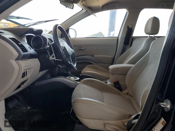 2011 Mitsubishi Outlander SE with VIN JA4AS3AW5BU032435, listed as a Copart auction lot 57163715 with 188,551 mi miles and Clean title. Bid and sale history available at DreamBid. Image 7.