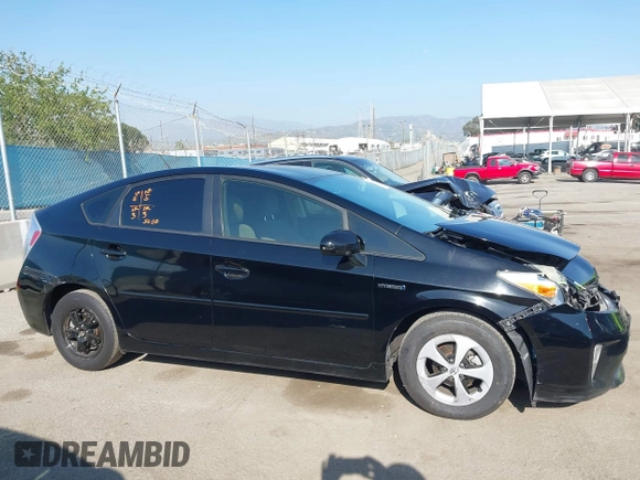 2014 Toyota Prius Four with VIN JTDKN3DU6E1740808, listed as a IAAI auction lot 41975921 with 255,493 mi miles. Bid and sale history available at carsss.com. Image 13.