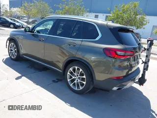 2021 BMW X5 xDrive45e with VIN 5UXTA6C02M9F01452, listed as a IAAI auction lot 41946575 with 37,868 mi miles. Bid and sale history available at carsss.com. Image 3.