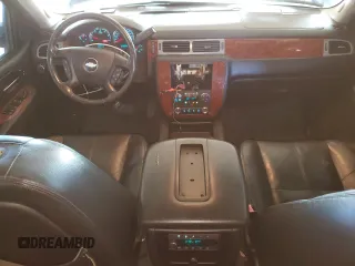 2008 Chevrolet Tahoe 3LT with VIN 1GNFC13JX8R197964, listed as a Copart auction lot 72409814 with 104,277 mi miles and Clean title. Bid and sale history available at DreamBid. Image 8.