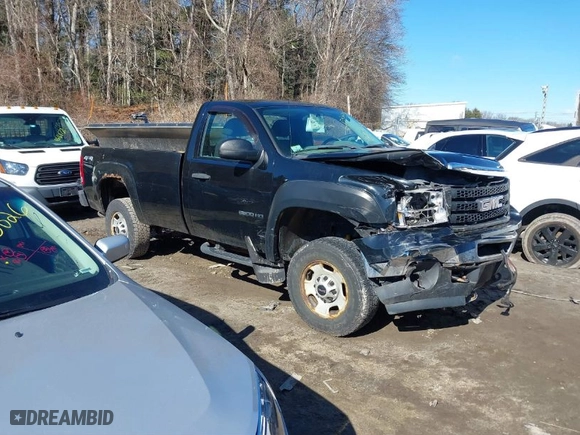2013 GMC Sierra 2500HD Work Truck with VIN 1GT02ZCG9DZ247493, listed as a IAAI auction lot 41595476 with 1 mi miles. Bid and sale history available at carsss.com. Image 1.