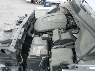 2018 Kia Sorento SX z VIN 5XYPKDA59JG366609, wystawiony jako IAAI lot #41090231 z przebiegiem 72 696 mil mil oraz . Historia ofert i sprzedaży dostępna na DreamBid. Obrazek 20.