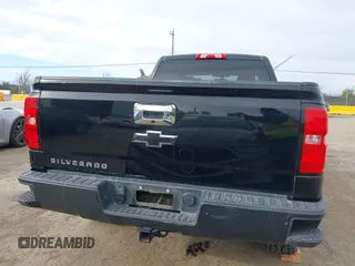 2017 Chevrolet Silverado 1500 LS with VIN 1GCRCNEC5HZ346938, listed as a IAAI auction lot 41686505 with 123,746 mi miles and . Bid and sale history available at DreamBid. Image 16.