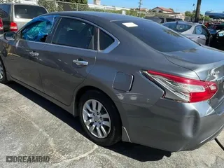 2018 Nissan Altima 2.5 S with VIN 1N4AL3AP5JC156940, listed as a Copart auction lot 88367945 with 147,629 mi miles and Clean Title. Bid and sale history available at carsss.com. Image 3.
