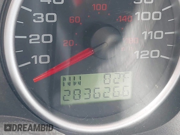 2004 Ford F-150 XLT with VIN 1FTPX14564FA10556, listed as a IAAI auction lot 42172124 with 283,626 mi miles and . Bid and sale history available at carsss.com. Image 7.