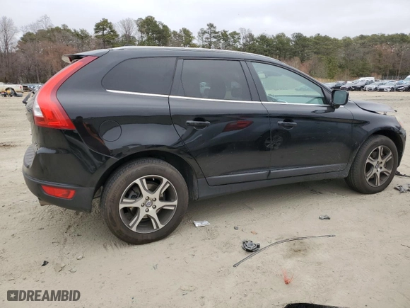 2013 Volvo XC60 T6 with VIN YV4902DZ5D2449743, listed as a Copart auction lot 48979375 with 146,852 mi miles and Salvage Title. Bid and sale history available at carsss.com. Image 3.