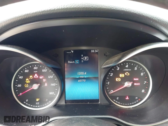 2019 Mercedes-Benz C 300 z VIN 55SWF8DB6KU315584, wystawiony jako IAAI lot #42114660 z przebiegiem 60 770 mil mil oraz . Historia ofert i sprzedaży dostępna na DreamBid. Obrazek 7.