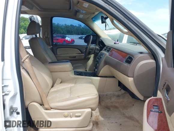 2008 GMC Yukon XL SLT 4SB with VIN 1GKFC16038R234840, listed as a IAAI auction lot 42199620 with 252,031 mi miles and . Bid and sale history available at DreamBid. Image 5.