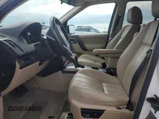 2013 Land Rover LR2 z VIN SALFR2BG4DH372348, wystawiony jako Copart lot #59902505 z przebiegiem Nie podano mil oraz Szkoda całkowita • Salvage title. Historia ofert i sprzedaży dostępna na DreamBid. Obrazek 7.