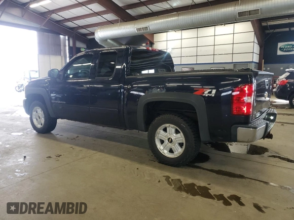 2008 Chevrolet Silverado 1500 LTZ with VIN 1GCEK19088Z220504, listed as a Copart auction lot 42056945 with 196,584 mi miles and Clean Title. Bid and sale history available at carsss.com. Image 2.