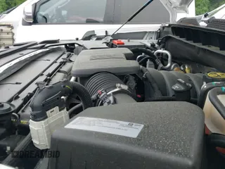 2021 Chevrolet Suburban Premier z VIN 1GNSKFKD0MR282462, wystawiony jako IAAI lot #42290852 z przebiegiem 94 060 mil mil oraz . Historia ofert i sprzedaży dostępna na DreamBid. Obrazek 23.
