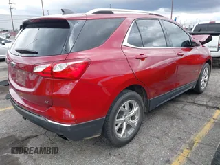 2020 Chevrolet Equinox LT with VIN 2GNAXLEX7L6276783, listed as a IAAI auction lot 41761946 with 50,673 mi miles. Bid and sale history available at carsss.com. Image 4.