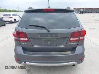2017 Dodge Journey Crossroad Plus with VIN 3C4PDCGBXHT534777, listed as a IAAI auction lot 42052453 with 204,030 mi miles. Bid and sale history available at carsss.com. Image 16.