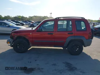 2005 Jeep Liberty Sport with VIN 1J4GL48K95W662399, listed as a IAAI auction lot 41900952 with 127,230 mi miles. Bid and sale history available at carsss.com. Image 15.