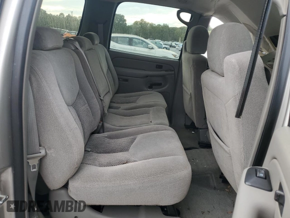 2004 Chevrolet Suburban LS with VIN 3GNGK26U24G257118, listed as a Copart auction lot 74512764 with 0 mi miles and Salvage Title. Bid and sale history available at carsss.com. Image 11.