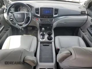 2017 Honda Pilot EX-L z VIN 5FNYF6H61HB061139, wystawiony jako Copart lot #55593095 z przebiegiem 107 170 mil mil oraz Szkoda całkowita • Salvage title. Historia ofert i sprzedaży dostępna na DreamBid. Obrazek 8.