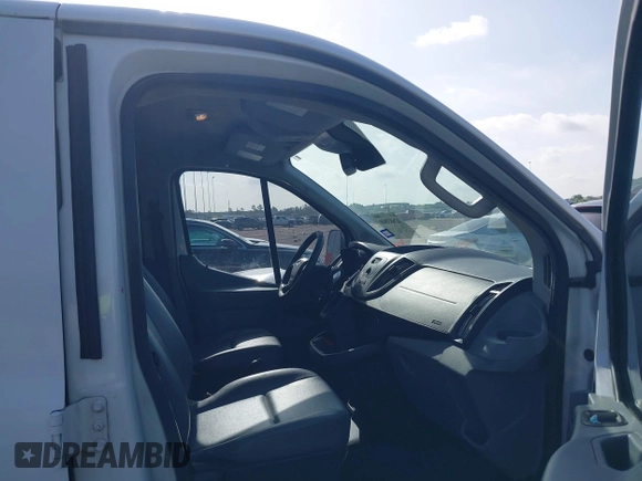 2018 Ford Transit z VIN 1FTYE1ZMXJKA11190, wystawiony jako IAAI lot #42683840 z przebiegiem 175 427 mil mil oraz . Historia ofert i sprzedaży dostępna na DreamBid. Obrazek 5.