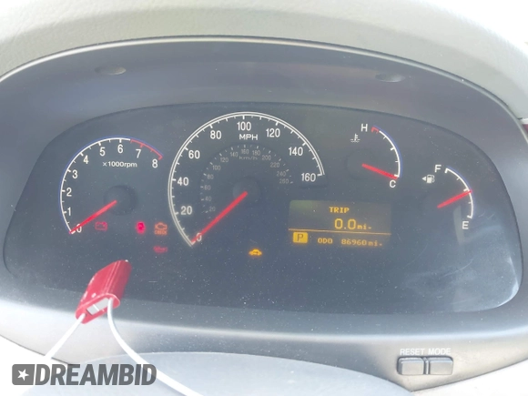2006 Hyundai Azera SE with VIN KMHFC46F86A126741, listed as a IAAI auction lot 42154172 with 86,960 mi miles and . Bid and sale history available at DreamBid. Image 7.