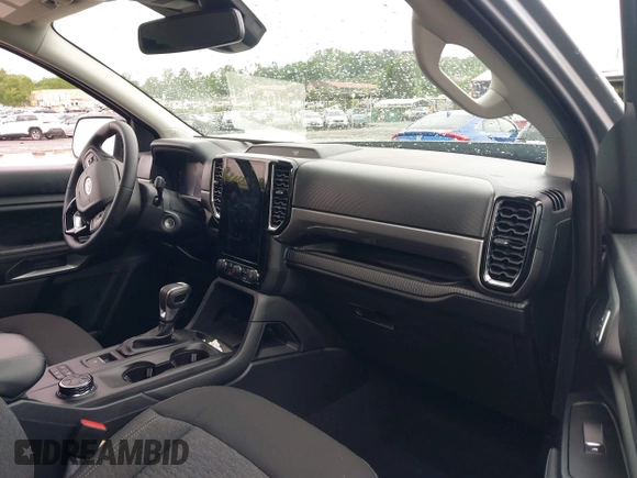 2024 Ford Ranger XLT с VIN 1FTER4HH0RLE19703, выставлен на аукционе IAAI как лот 42245087 с пробегом 1 990 миль миль и . История ставок и продаж доступна на DreamBid. Изображение 5.