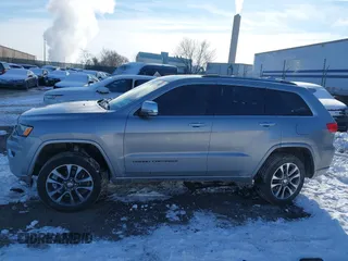 2018 Jeep Grand Cherokee High Altitude with VIN 1C4RJFCG5JC355584, listed as a IAAI auction lot 41403722 with 96,273 mi miles. Bid and sale history available at carsss.com. Image 14.