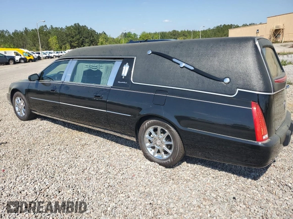 2011 Cadillac DTS Professional Limousine with VIN 1GE7K9C63BU600270, listed as a Copart auction lot 52151155 with 47,658 mi miles and Clean Title. Bid and sale history available at carsss.com. Image 2.