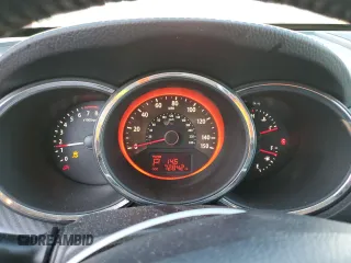 2011 Kia Sorento SX with VIN 5XYKW4A27BG170285, listed as a Copart auction lot 42958625 with 72,842 mi miles and Clean Title. Bid and sale history available at carsss.com. Image 9.