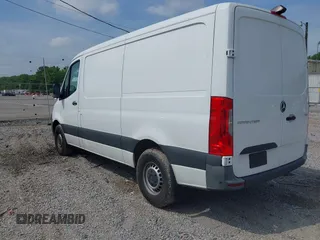 2022 Mercedes-Benz Sprinter Cargo с VIN W1Y70BGY9NT088053, выставлен на аукционе IAAI как лот 42481749 с пробегом Не указан миль и . История ставок и продаж доступна на DreamBid. Изображение 3.
