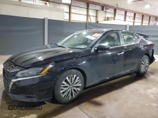2025 Nissan Altima SV z VIN 1N4BL4DV3SN369279, wystawiony jako Copart lot #58055155 z przebiegiem 9 514 mil mil oraz Szkoda całkowita • Salvage title. Historia ofert i sprzedaży dostępna na DreamBid. Obrazek 1.