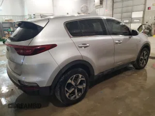 2020 Kia Sportage LX with VIN KNDPMCAC5L7800852, listed as a Copart auction lot 42690505 with 121,398 mi miles and Clean Title. Bid and sale history available at carsss.com. Image 3.