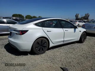 2025 Tesla Model 3 Long Range z VIN 5YJ3E1EA8SF903460, wystawiony jako Copart lot #57116545 z przebiegiem 5 147 mil mil oraz Szkoda całkowita • Salvage title. Historia ofert i sprzedaży dostępna na DreamBid. Obrazek 3.