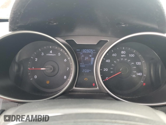 2013 Hyundai Veloster w/Black Int with VIN KMHTC6ADXDU121105, listed as a Copart auction lot 55171015 with 130,905 mi miles and Salvage title. Bid and sale history available at DreamBid. Image 9.