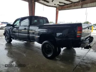 2005 Chevrolet Silverado 3500 LT with VIN 1GCJC33225F860061, listed as a Copart auction lot 79430804 with 17 mi miles and Salvage Title. Bid and sale history available at carsss.com. Image 2.