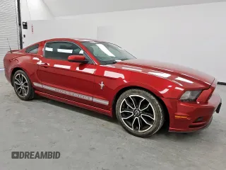 2013 Ford Mustang V6 with VIN 1ZVBP8AM5D5241286, listed as a Copart auction lot 59552325 with 204,939 mi miles and Clean title. Bid and sale history available at DreamBid. Image 4.