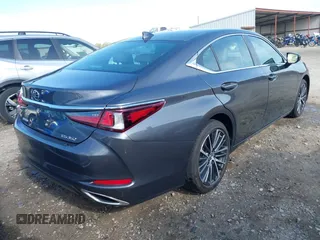 2024 Lexus ES with VIN 58ADZ1B11RU162829, listed as a IAAI auction lot 41930163 with 27,631 mi miles. Bid and sale history available at carsss.com. Image 4.