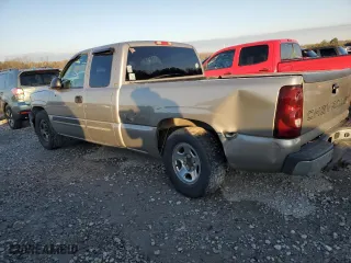 2003 Chevrolet Silverado 1500 LT with VIN 2GCEC19T131303989, listed as a Copart auction lot 42594995 with 222,517 mi miles and Salvage Title. Bid and sale history available at carsss.com. Image 2.