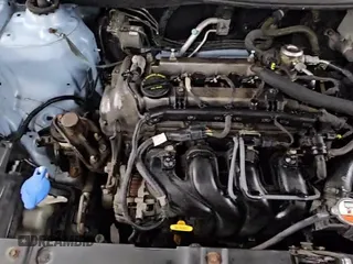 2014 Hyundai Accent GLS z VIN KMHCT4AEXEU659429, wystawiony jako Copart lot #84882725 z przebiegiem 153 222 mil mil oraz Czysty tytuł • Clean title. Historia ofert i sprzedaży dostępna na DreamBid. Obrazek 14.