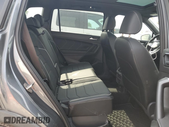 2024 Volkswagen Tiguan SEL R-Line with VIN 3VV4B7AX3RM199363, listed as a Copart auction lot 58811365 with 24,193 mi miles and Clean title. Bid and sale history available at DreamBid. Image 11.